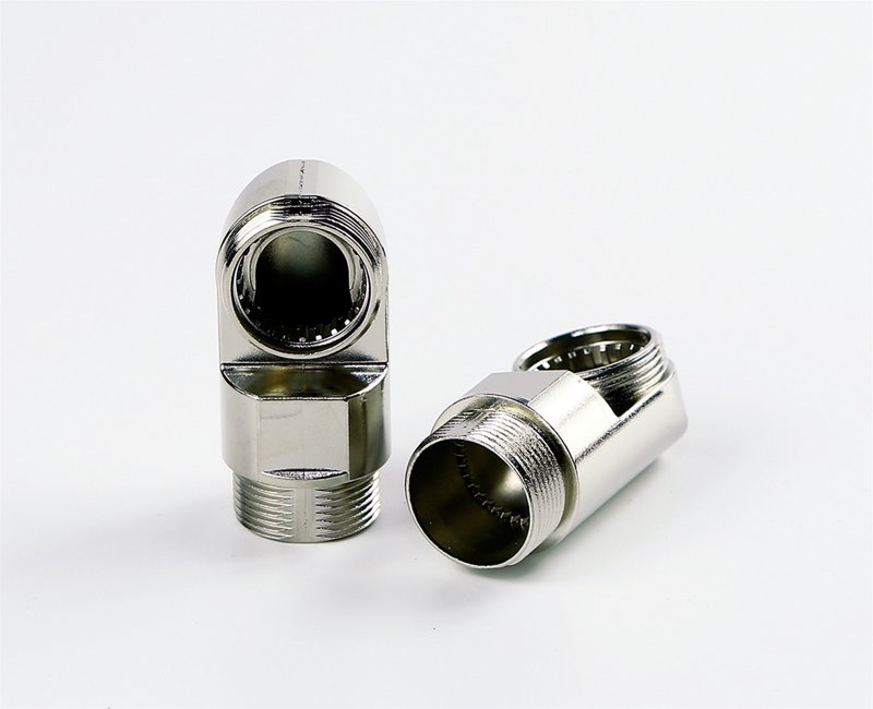 电子连接器:从板对板到防水端子,制造现场的选型逻辑与产业观察